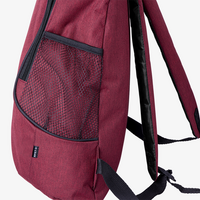 Tagesrucksack aus RPET mit seitlichen Netztaschen, 19 l, Detail seitliche Netztasche