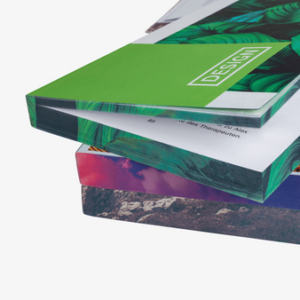 Taschenbuch mit Klappen, DIN A5 hoch, Farbschnitt geschlossen