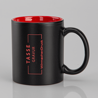 Tasse außen SCHWARZ, innen rot mit einseitiger Lasergravur