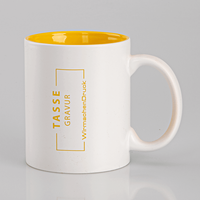 Tasse außen WEISS, innen gelb mit einseitiger Lasergravur