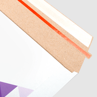 Versandtasche B5, 4/0 farbig bedruckt Detail Lasche geöffnet