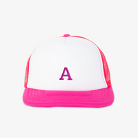 cap, farbig bestickt