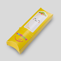 Verpackung, farbig bedruckt, liegend