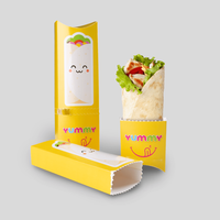 Verpackung, farbig bedruckt, stehend mit Fuellung